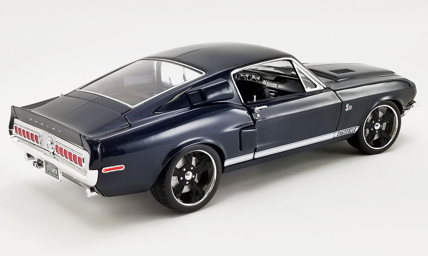 1:18 1968 Shelby GT500KR Restomod - King Cobra – The Pits