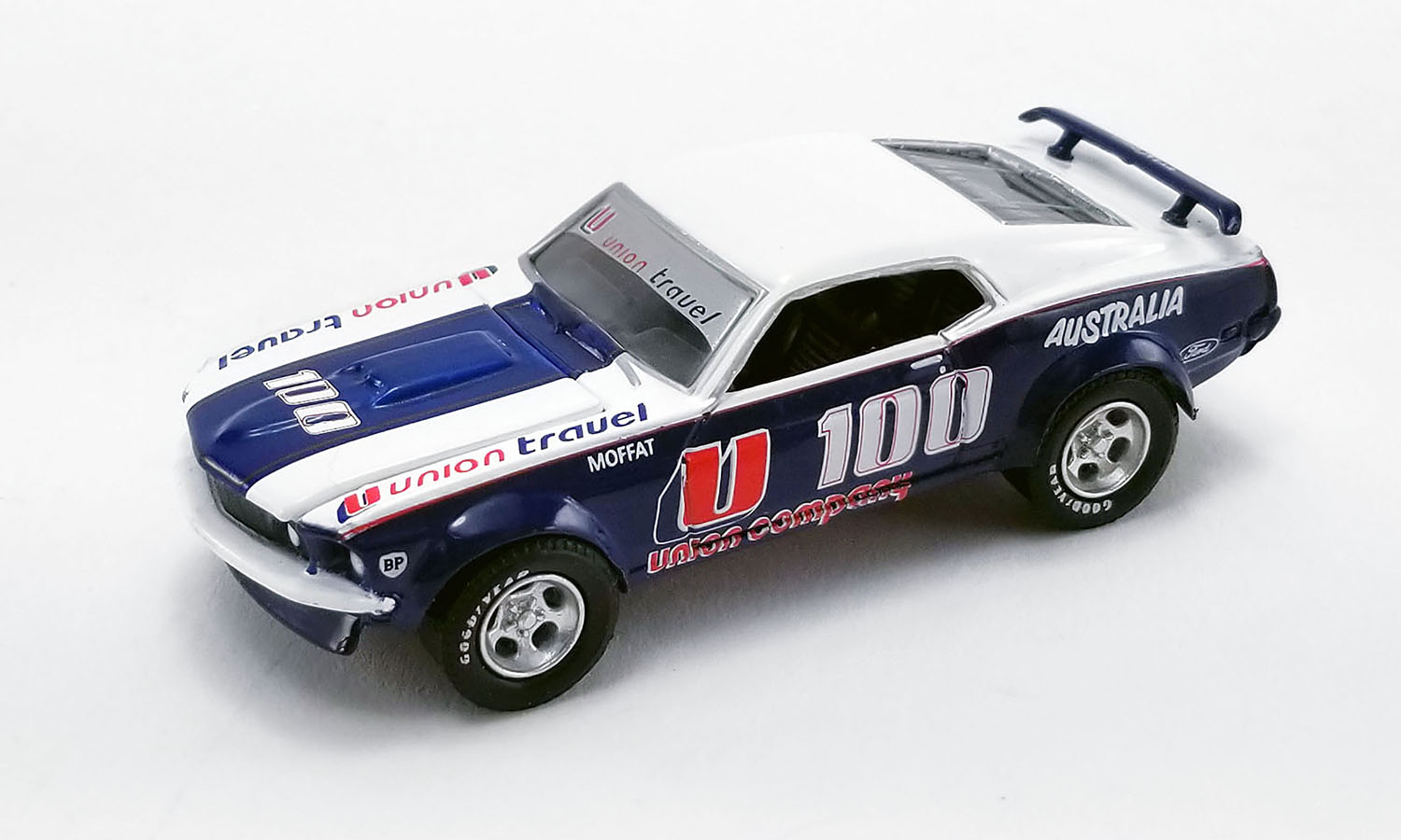 1:64 1970 Ford F-350 Ramp Truck w/ #100 1969 Trans Am Mustang